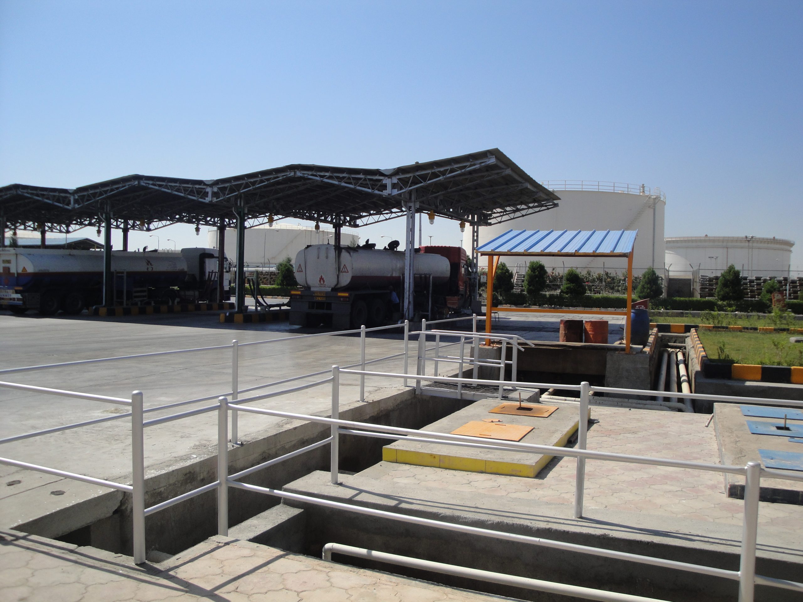 Implementation of Construction & Installation Projects In Mashhad And Khorasan Razavi Oil Depots