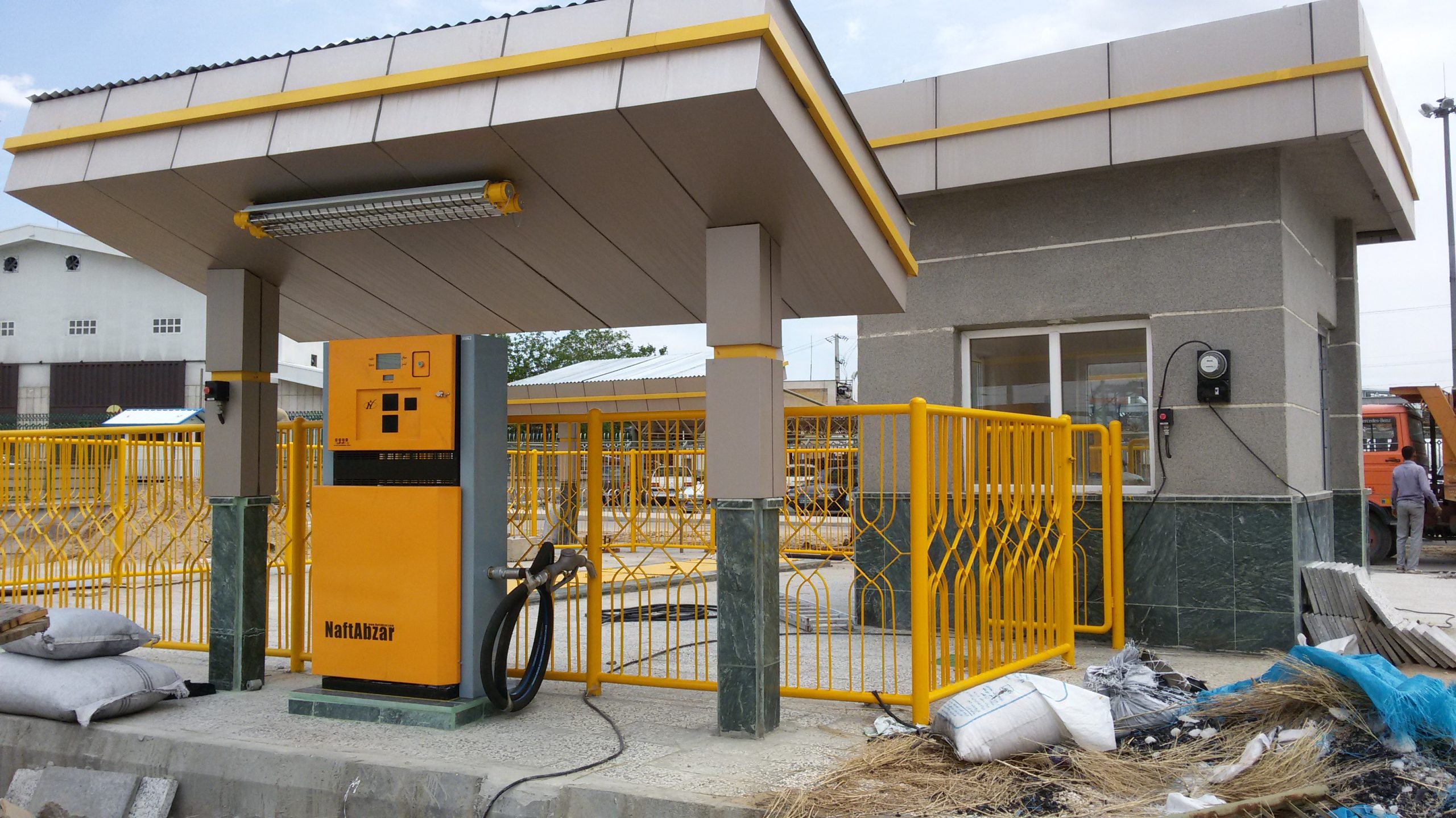 Supervising the construction of diesel rail fuel depot terminal in East Mashhad